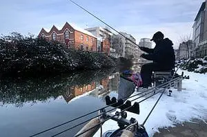 Winter canal fishing in Nottingham
